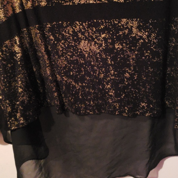 Lane Bryant Black Crackle design top size 14/16 - Picture 3 of 3